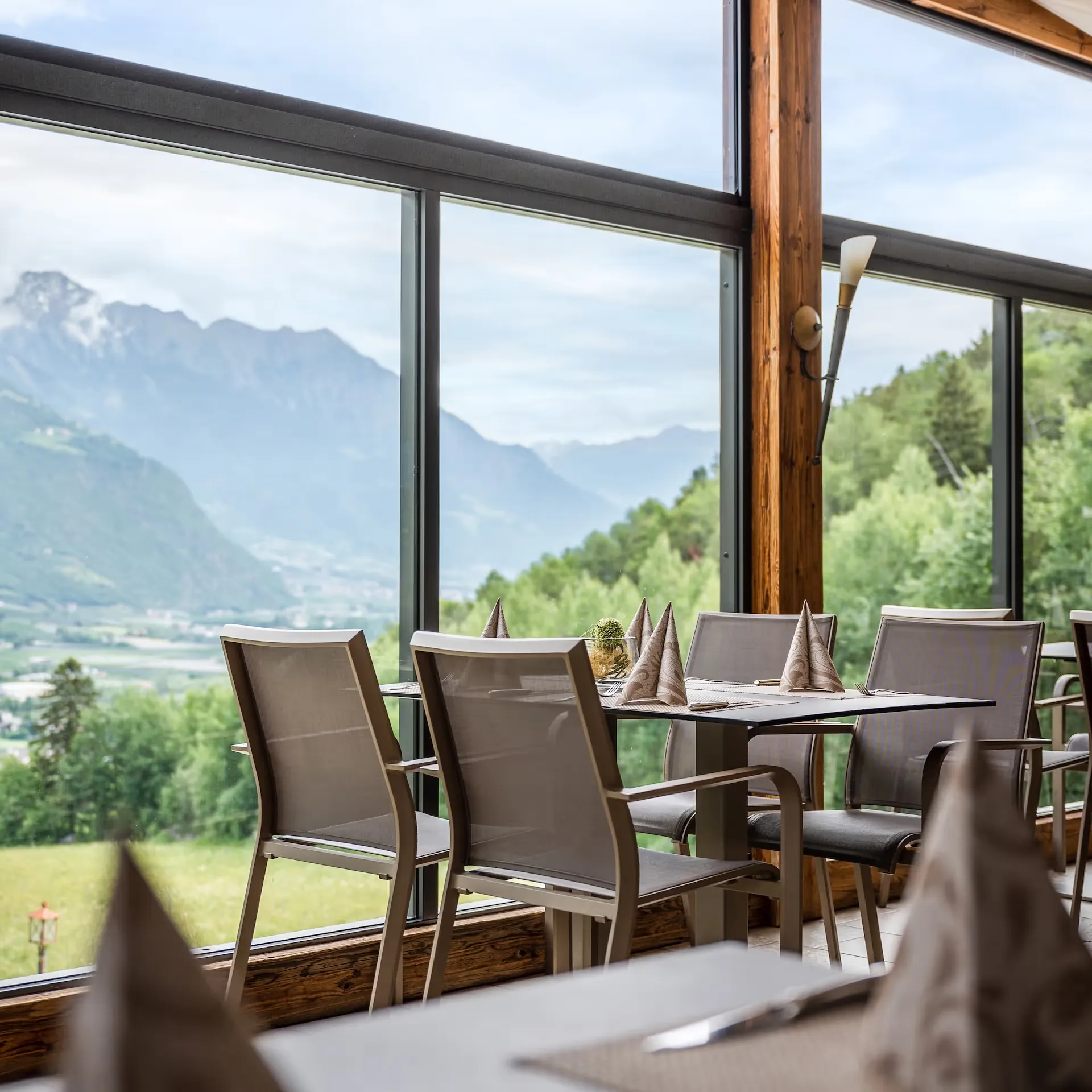Im Restaurant des Ramilia